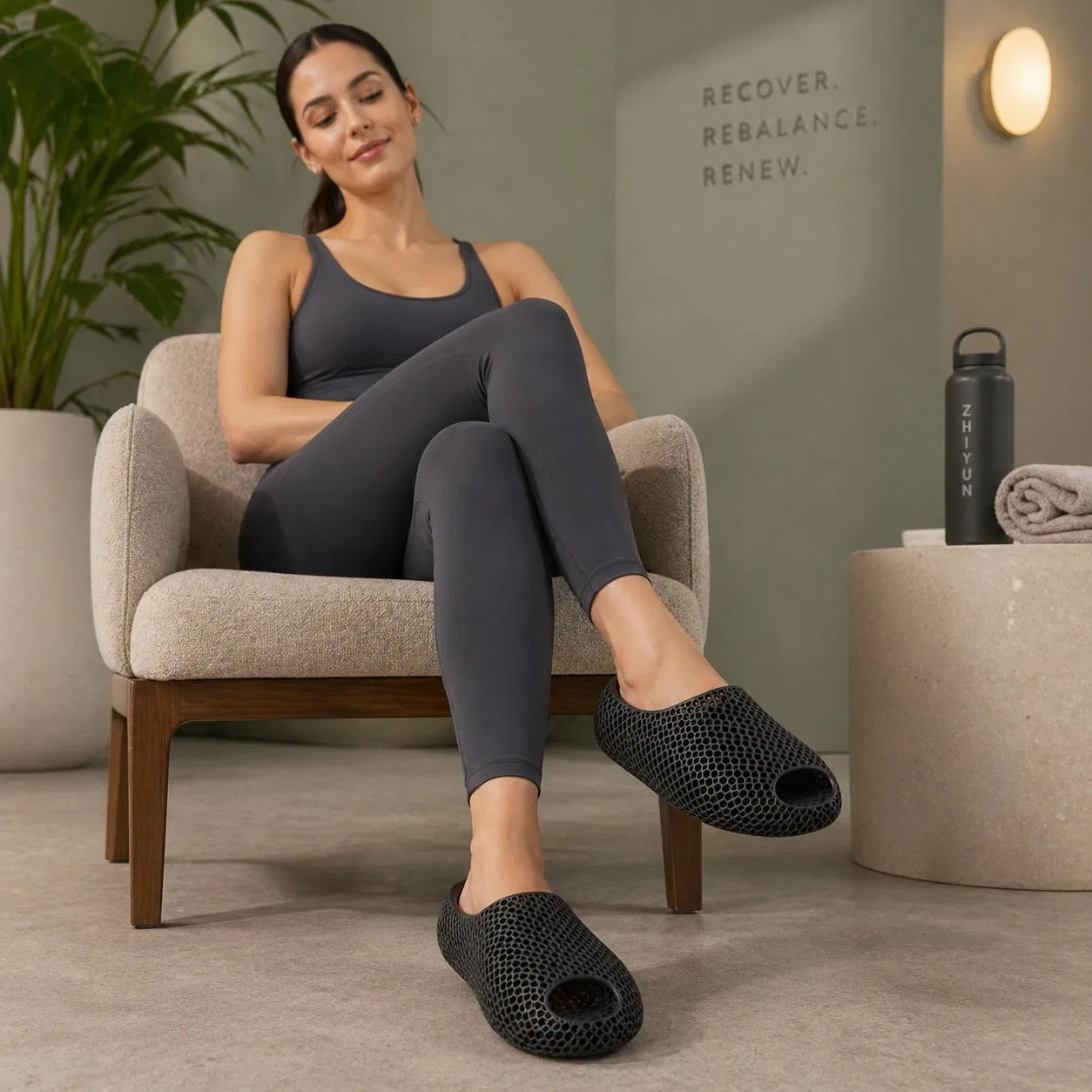 Black Aerocloud 3D Printed Water Shoe with Modern Comfort, Quick-Dry Wear and Soft-Step Ease for Hotel Resort Trips