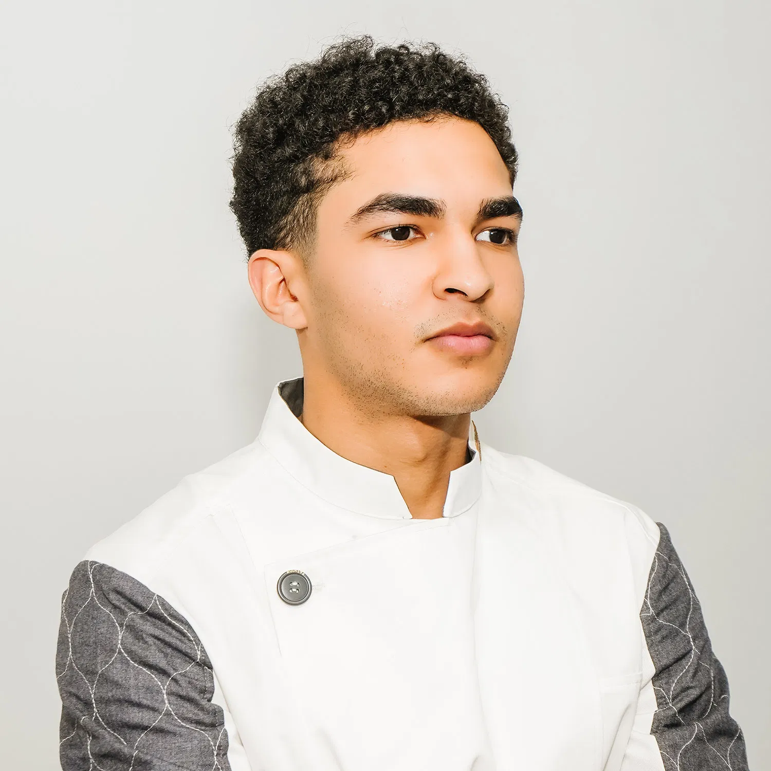 Professional Chef Wear in Pure Cotton Designed for Hotel and Restaurant Use