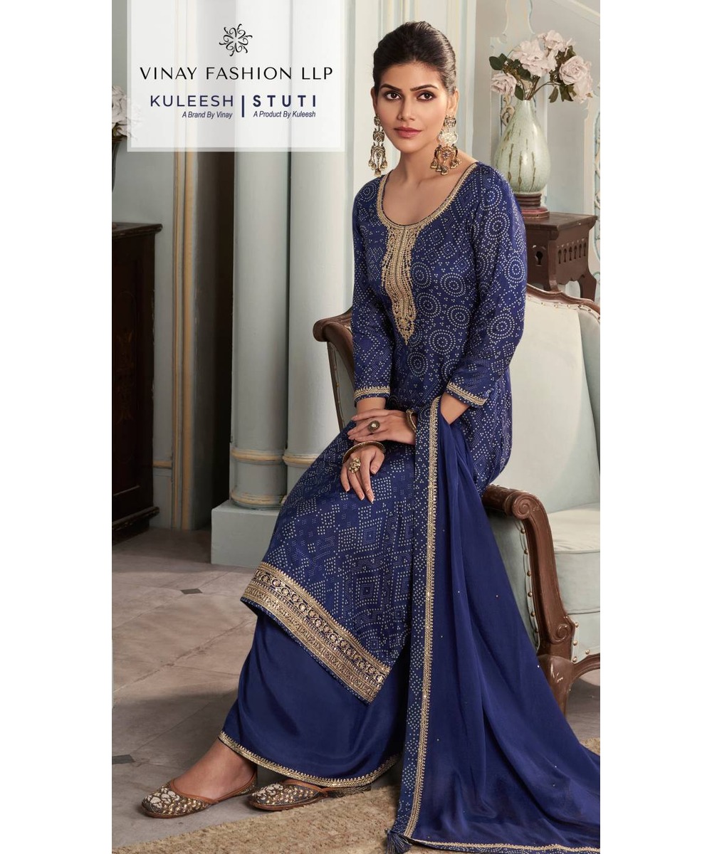 Wholesale Ready Made Abaya Set with Modest Coats in Indian Women's Wear Reversible Print Design Eco-Friendly Shiny Silk Fabric
