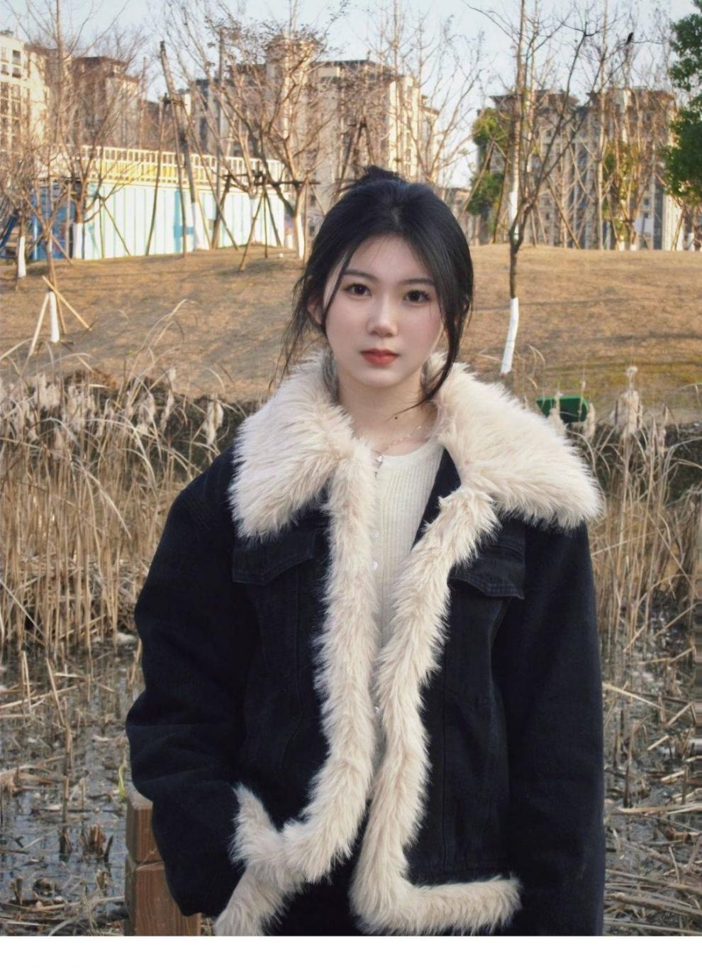 Denim splicing fur top 1