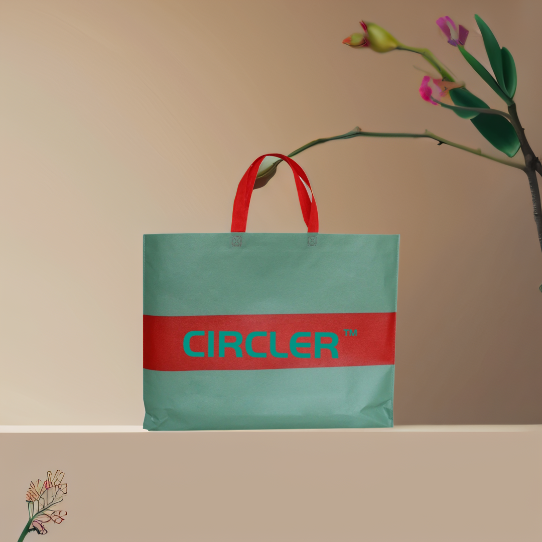 Customizable Eco Friendly Women's Non Woven Fabric Handbags GRS 4.0 Certified, Waterproof, Stylish, and Practical Garment Bags