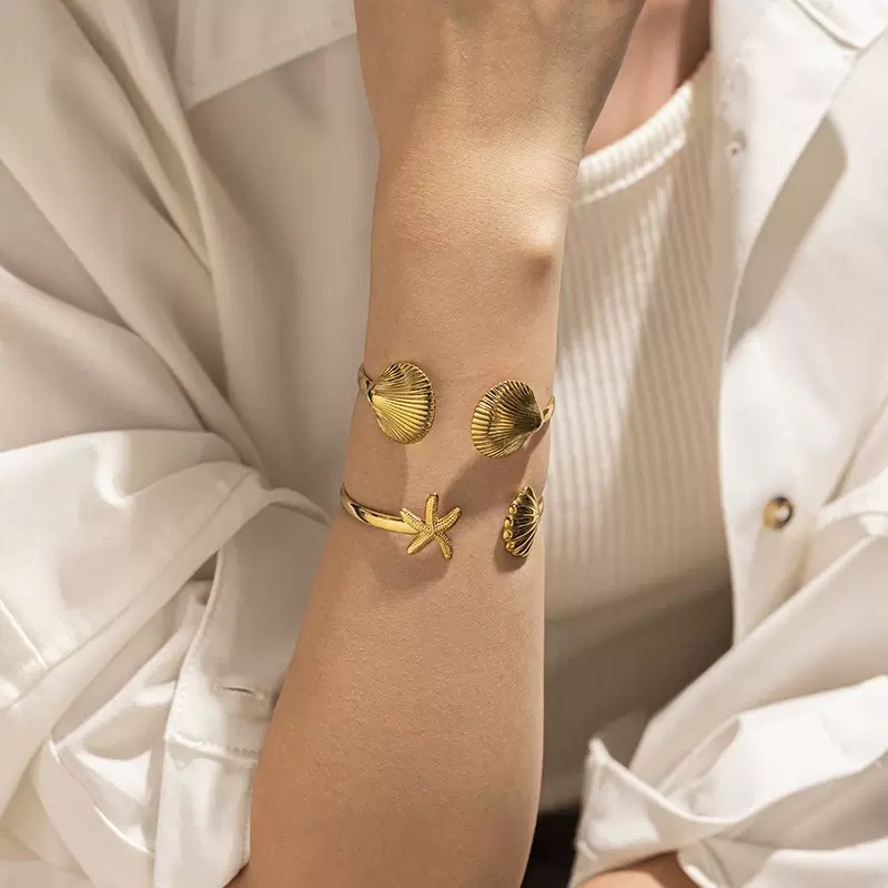 Summer Shell Beach Jewelry, 18K Gold Plated Boho Chic Bracelet for Fashion Resort Wear
