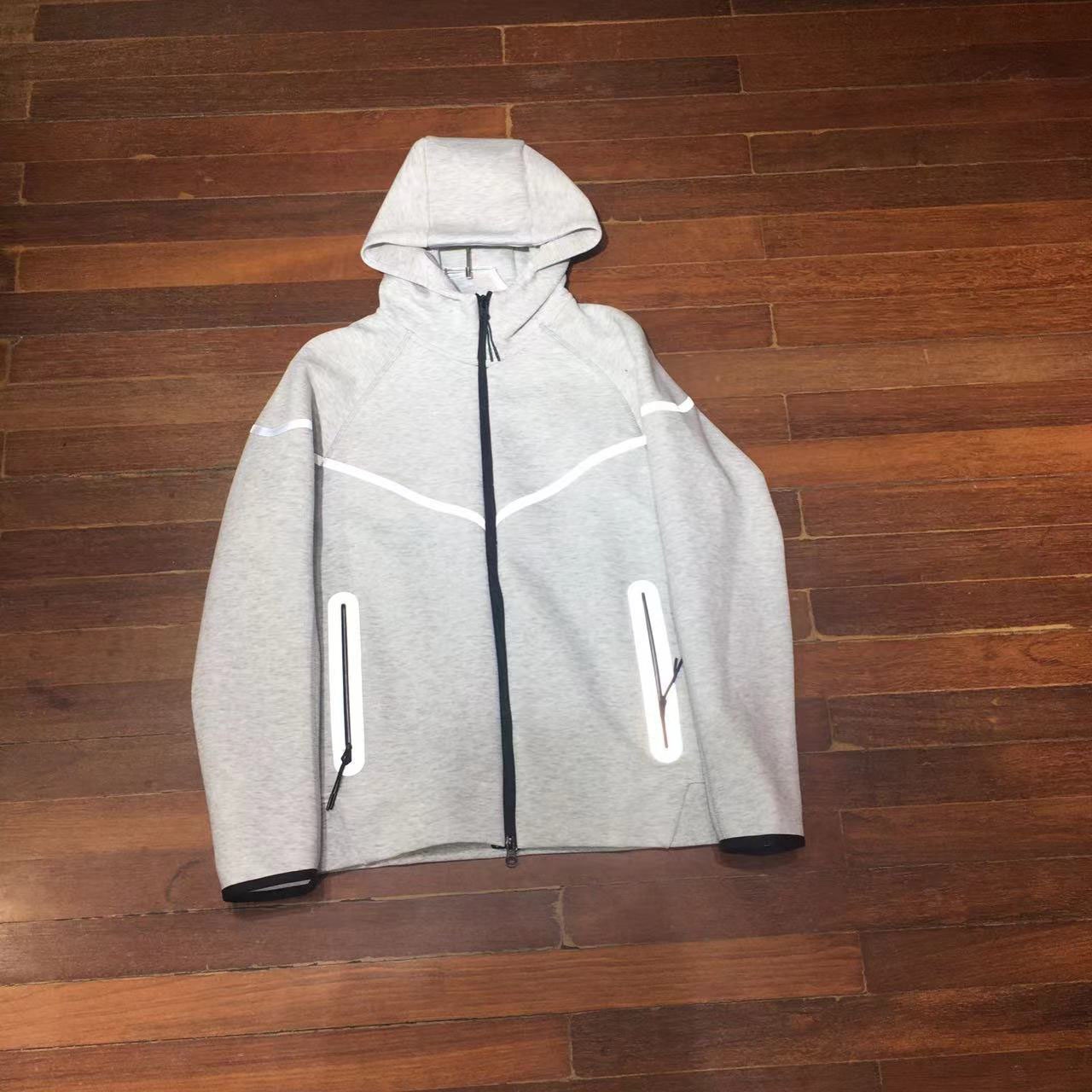 Sportswear Tracksuit 9