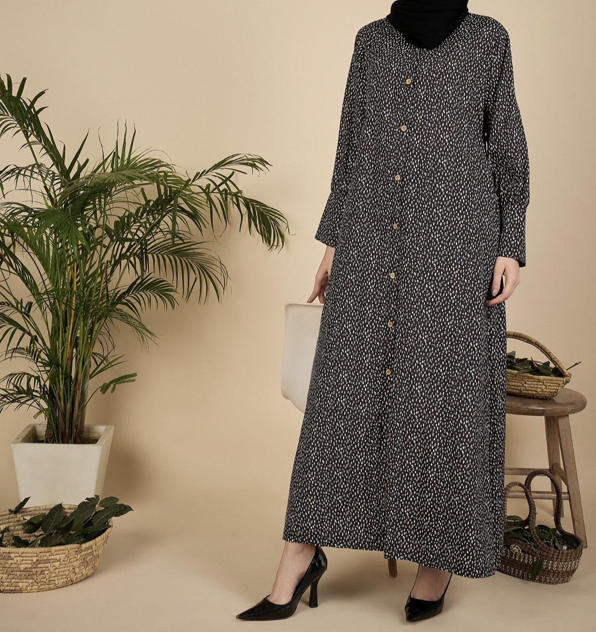 Beautiful Modest Hand-Worked Traditional Islamic Abaya for Women Front-Open