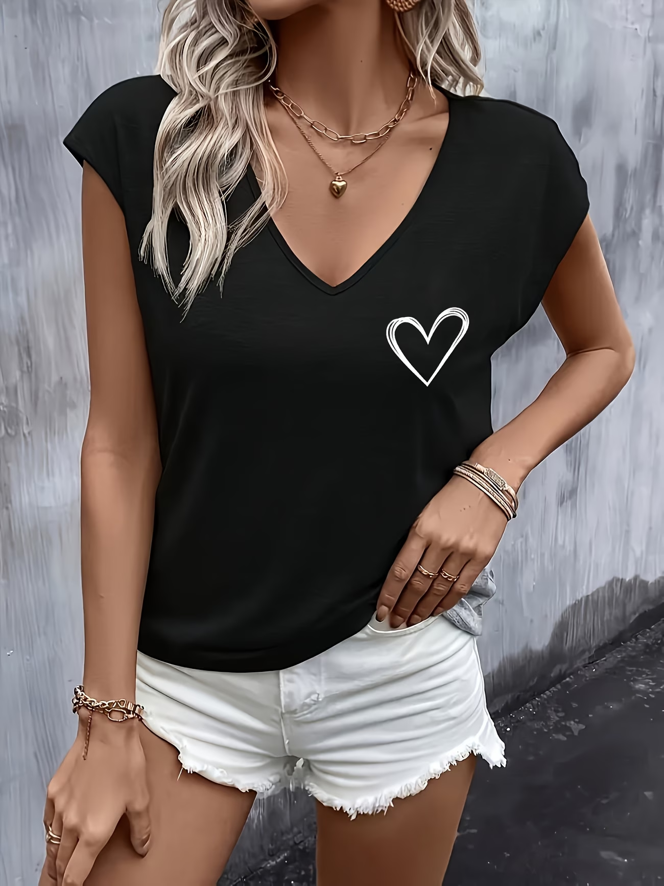 OEM Custom Women's V-Neck Cotton Polyester Loose Fit T-Shirt Plus Size Character Print Graphic Casual Soft Sexy Tee Tops LOW MOQ