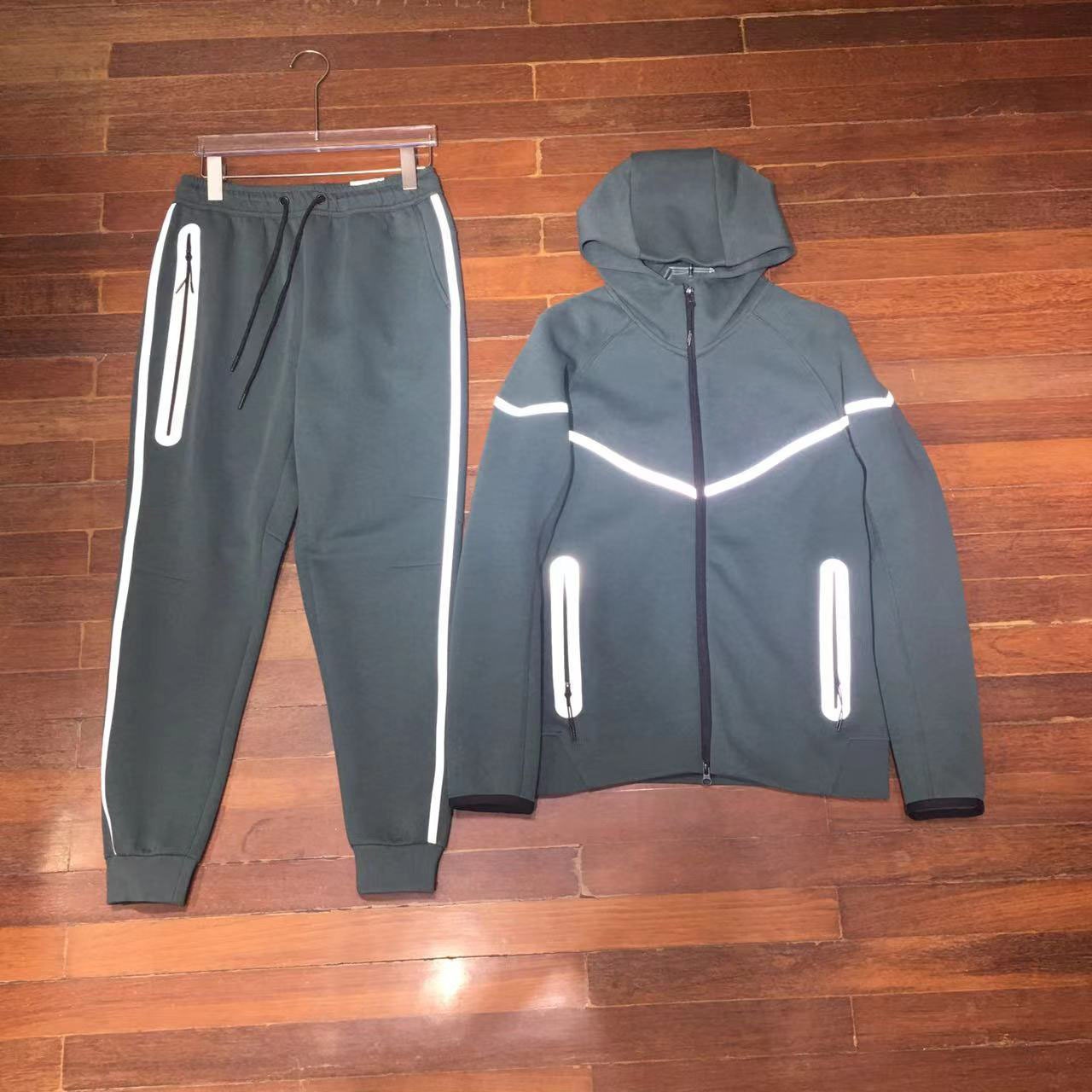Sportswear Tracksuit 6