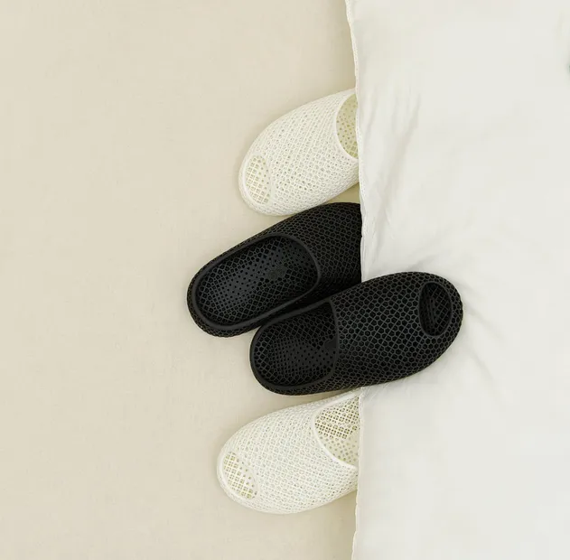 Black Aerocloud 3D Printed Water Shoe