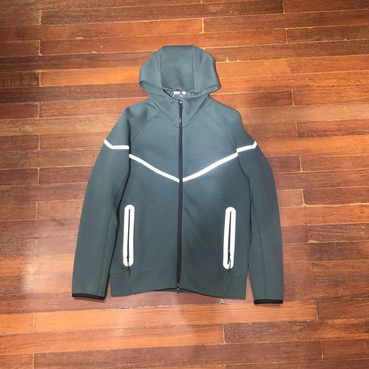 Sportswear Tracksuit 10