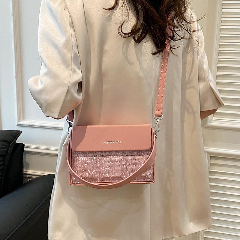 EVA Bag Feature Image 6