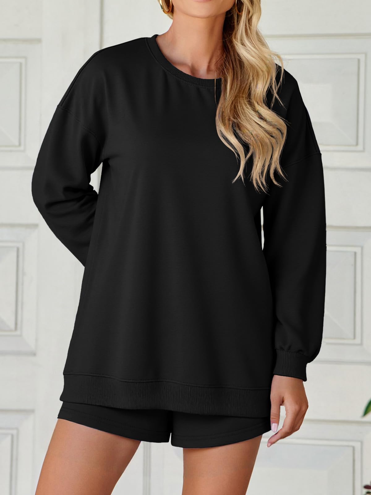 Women's Black Knitted Sweatshirt Set Long Sleeve O-Neck Loose Fit Casual Two Piece Shorts Set All Seasons Wear
