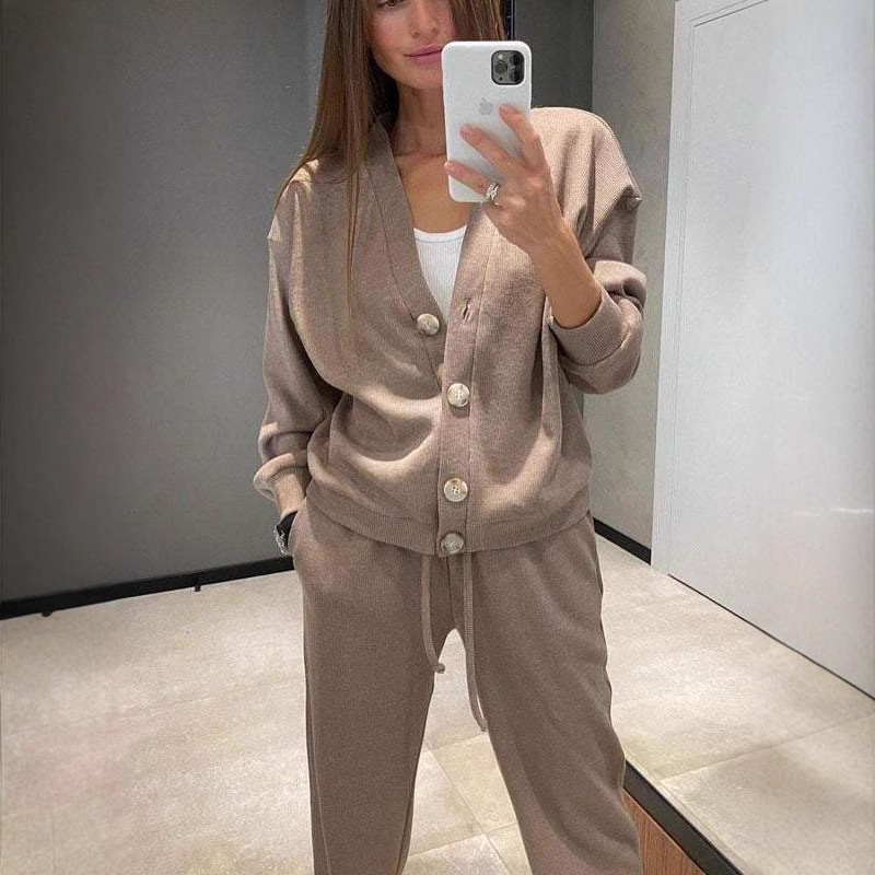 Womens Set Detail 4