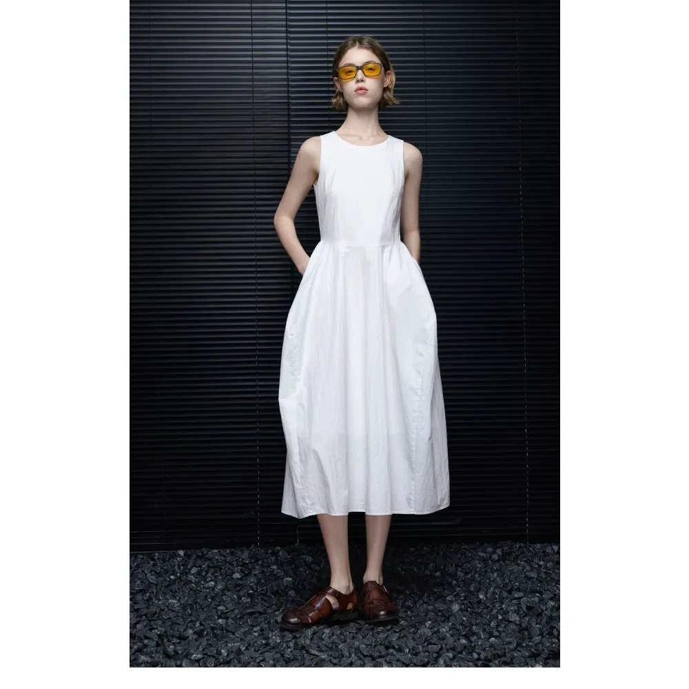 Women's Garment Wholesale Custom Cotton White Sleeveless 3D Bud Dress, Summer New Simple Versatile Business Commuter Casual Resort Wear for Export