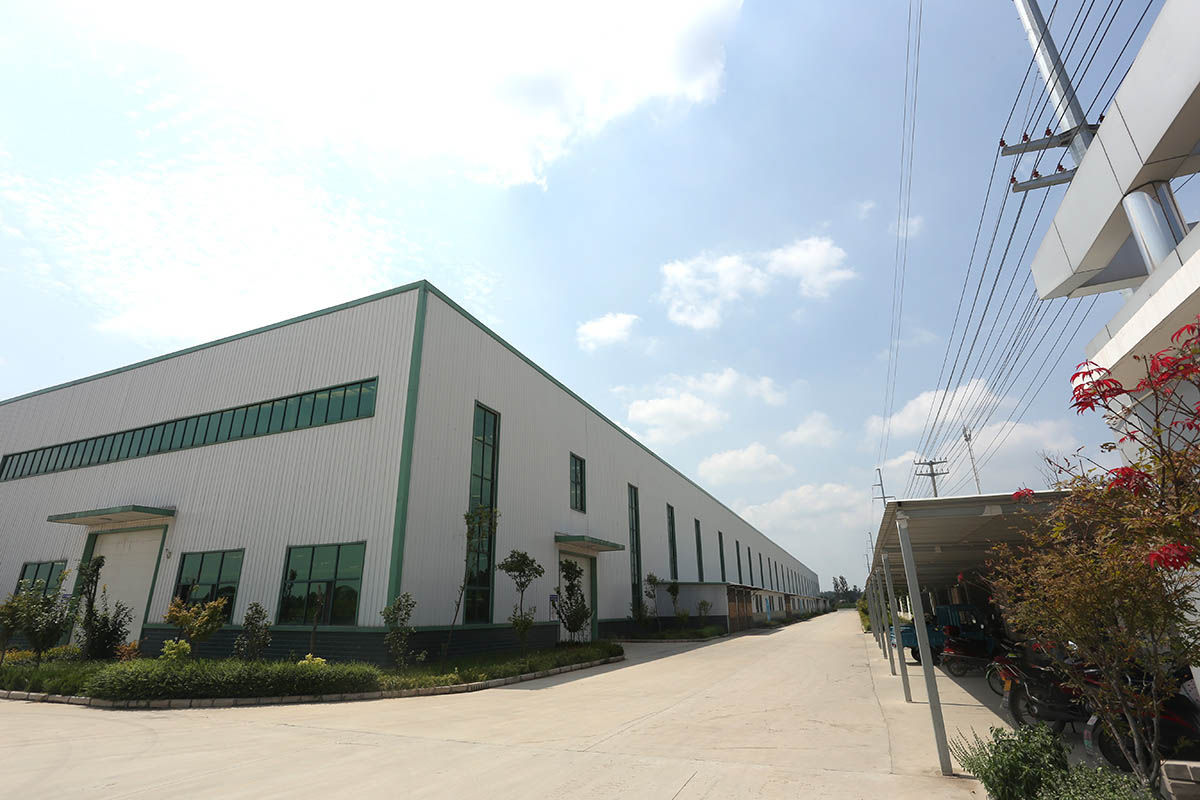 Women Clothes Bales 1