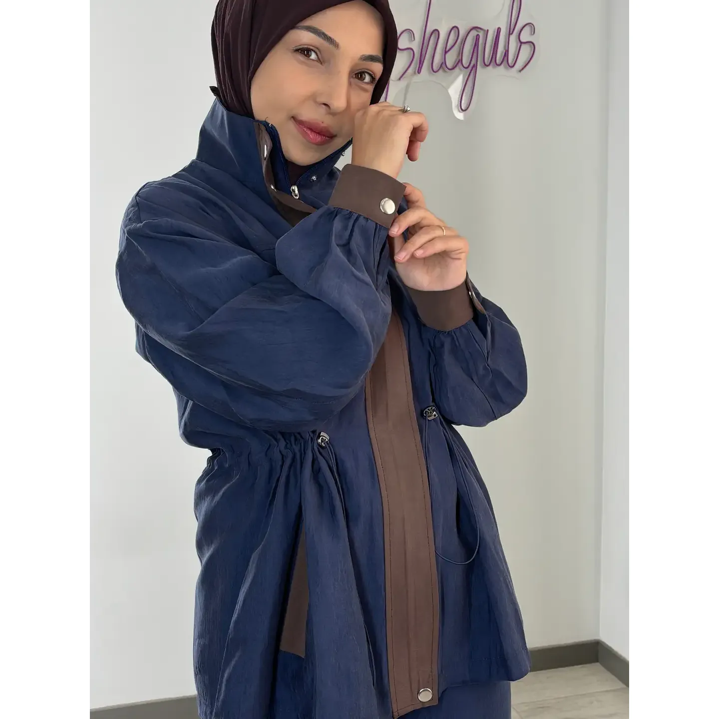 Women's Navy Blue Seasonal Suit Set with Gathered Waist and Coffee Trim