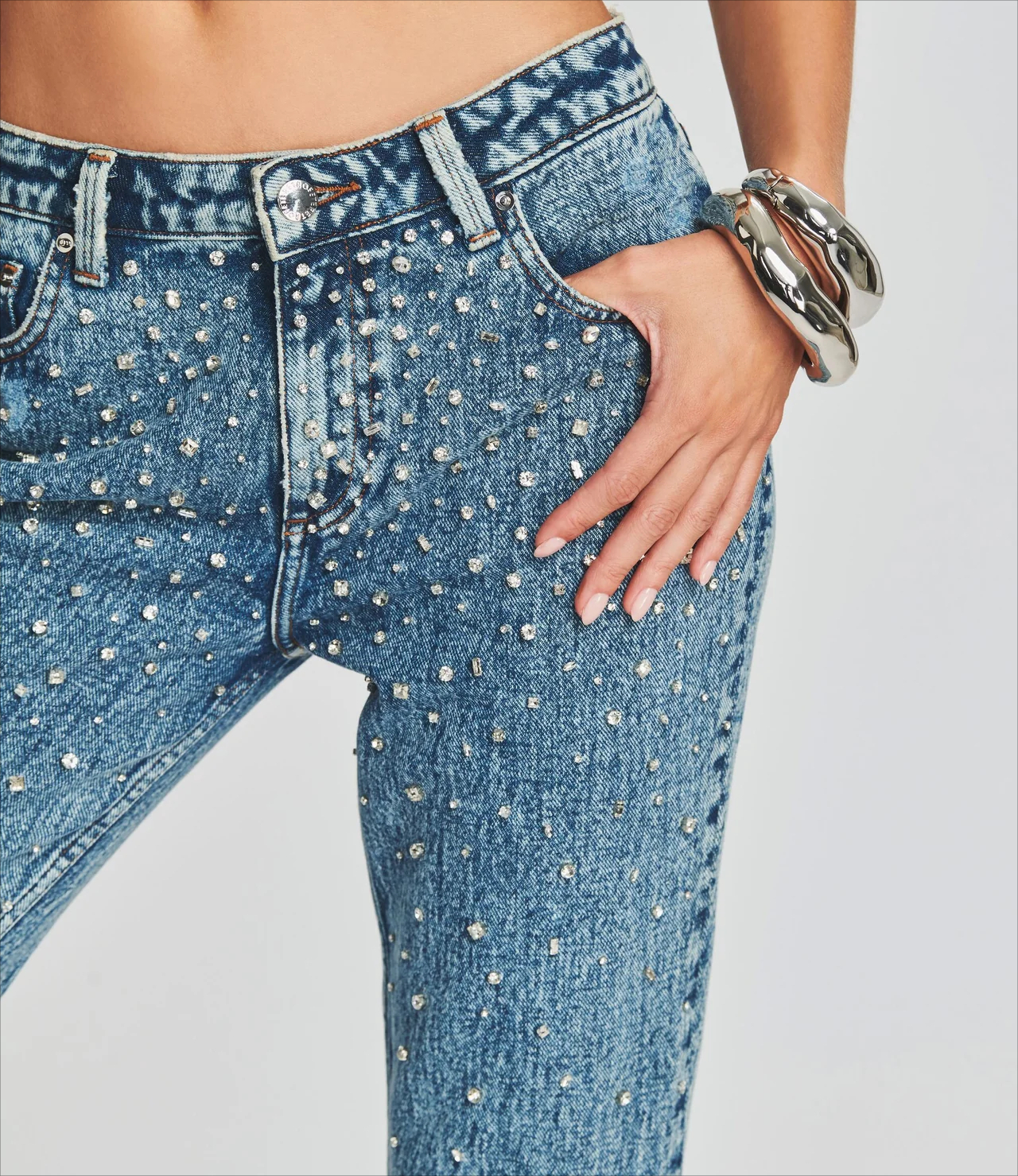 New Stylish Y2K Chinese Women's Rhinestone Denim Jeans Pant Paisley Pattern Hip Hop Embroidered Rivet Decoration Casual Utility