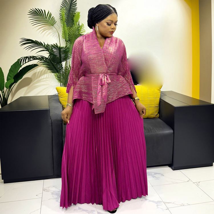 Stylish Muslim Women's Dress Set for Seasonal Trends