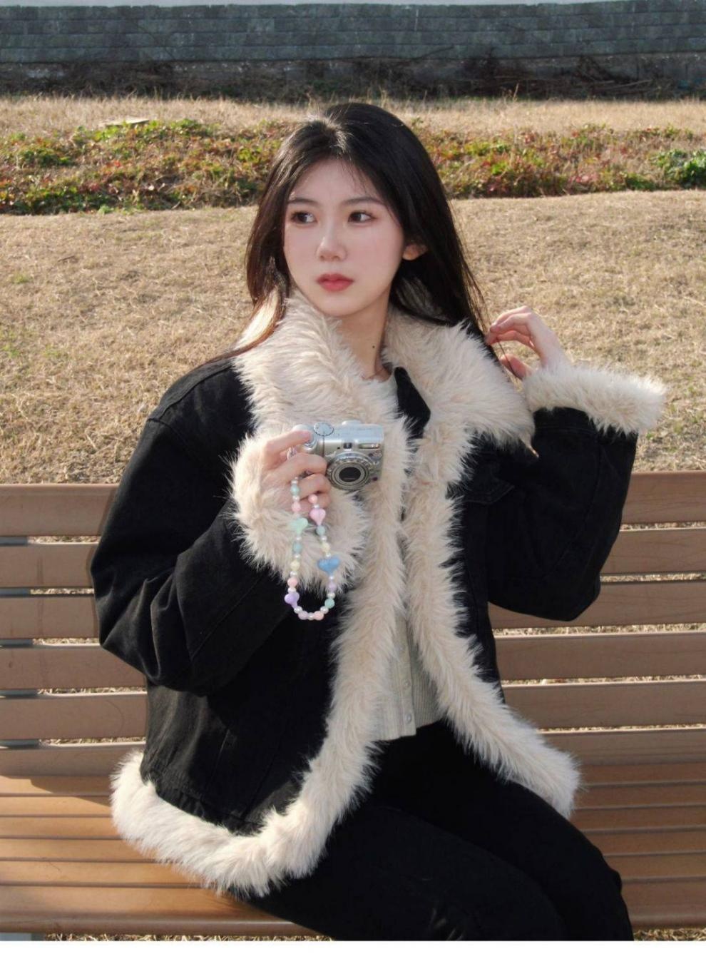 Denim splicing fur top 4