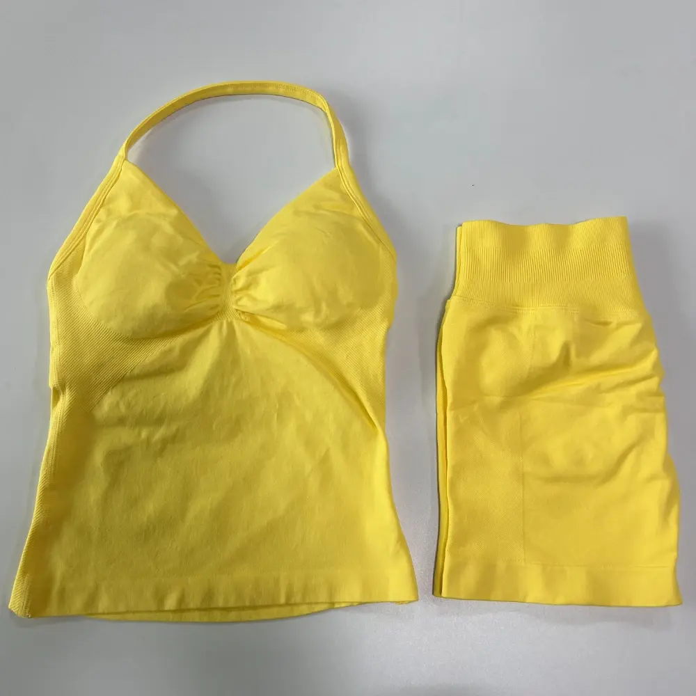 Sports Bra and Shorts Yoga Set Details 1