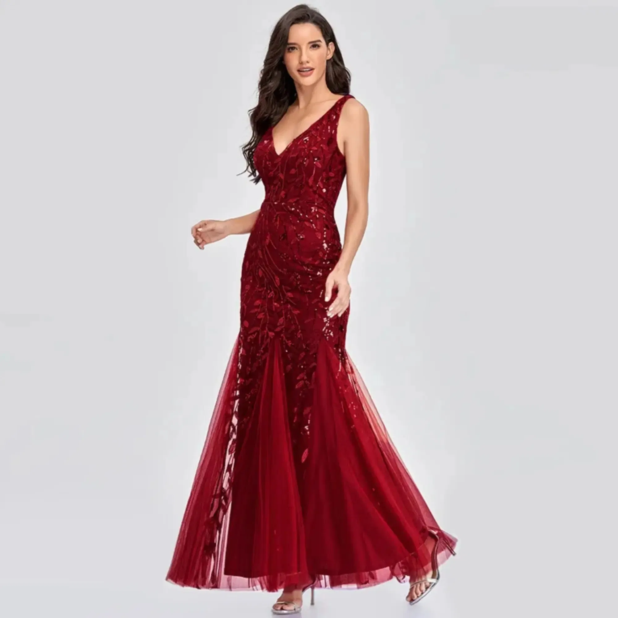 Tailor-Made Sparkle Evening Wear Ideal for Formal Occasions, Ready for Wholesale Orders
