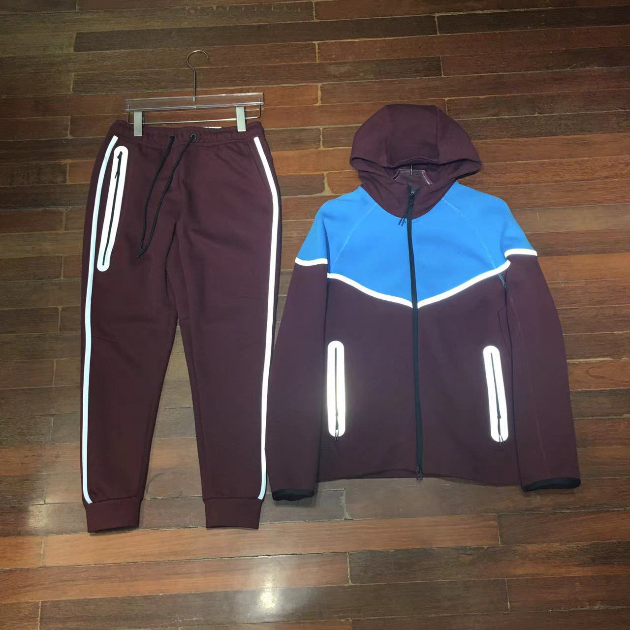 Sportswear Tracksuit 7