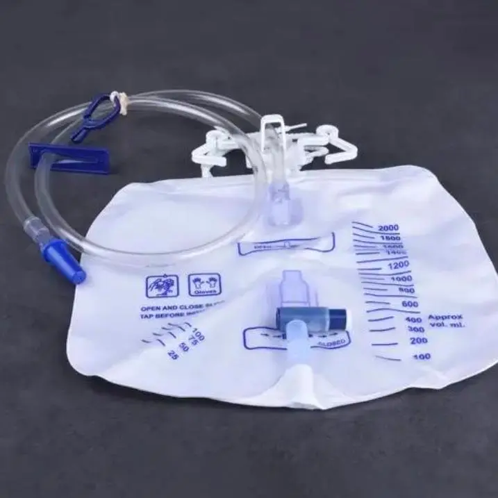 Famous urine bag 2000ml for men and women collecting urine disposable medical urine drainage bag Manufacturers, Supplier
