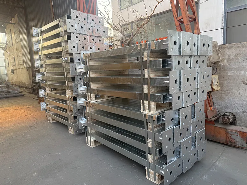 Aros de sujeción para accesorios fotovoltaicos