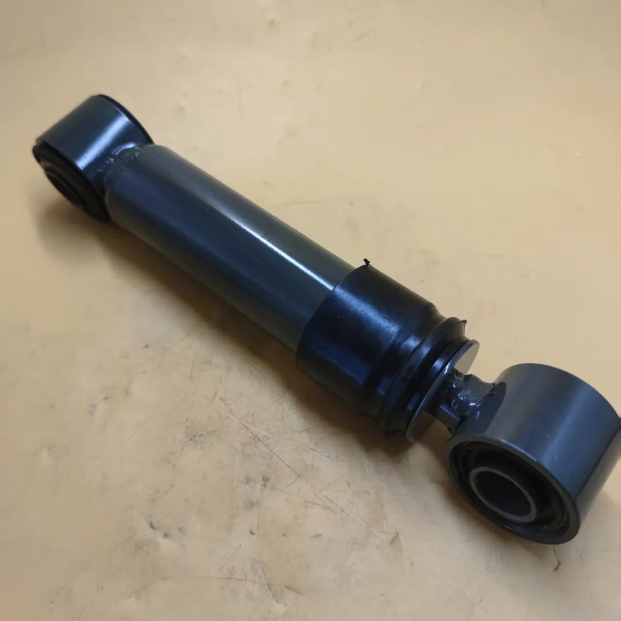 Reemplazo Nuevo Amortiguador OEM Wg1642440021 para Suspensión de Camión Pesado Sinotruk HOWO A7 con 3 Meses de Garantía