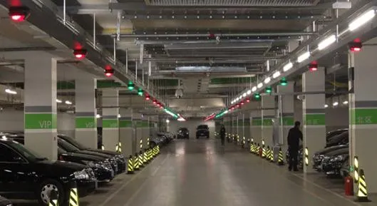 Terminal de Detección Ultrasónica Utilizado en el Sistema de Guía de Estacionamiento