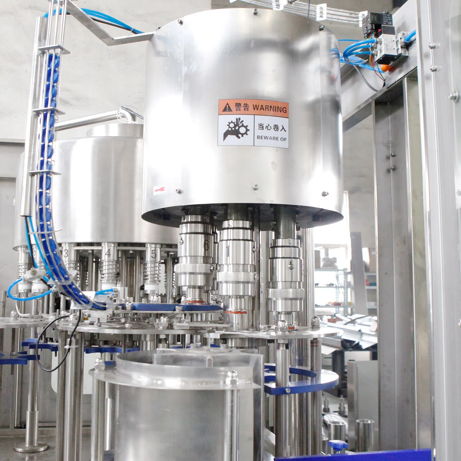 Pequeño Sistema de llenado de agua embotellada
