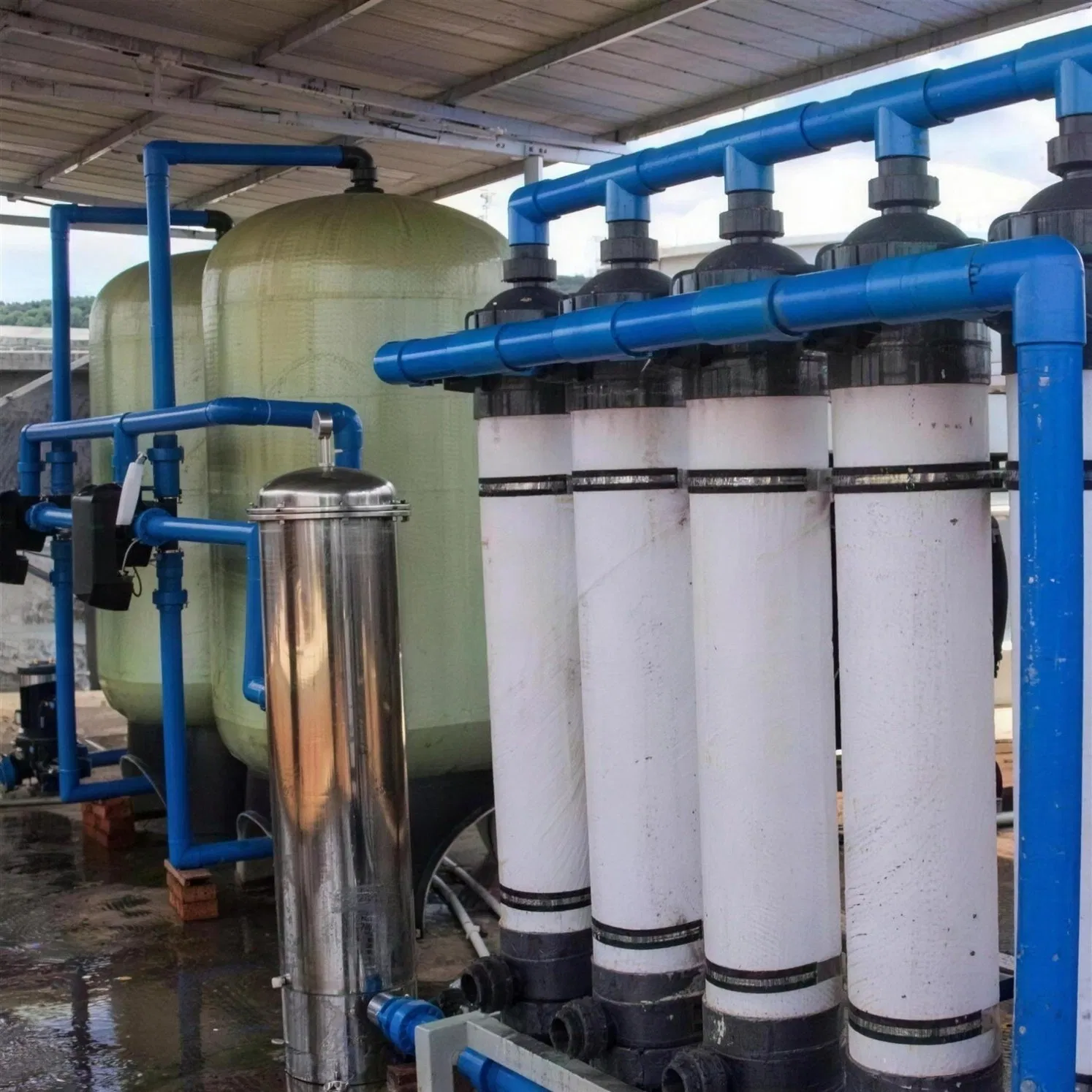 Sistema de purificación de agua potable por ósmosis inversa integrada con eliminación de dióxido de carbono para mejorar el sabor en la producción de bebidas carbonatadas