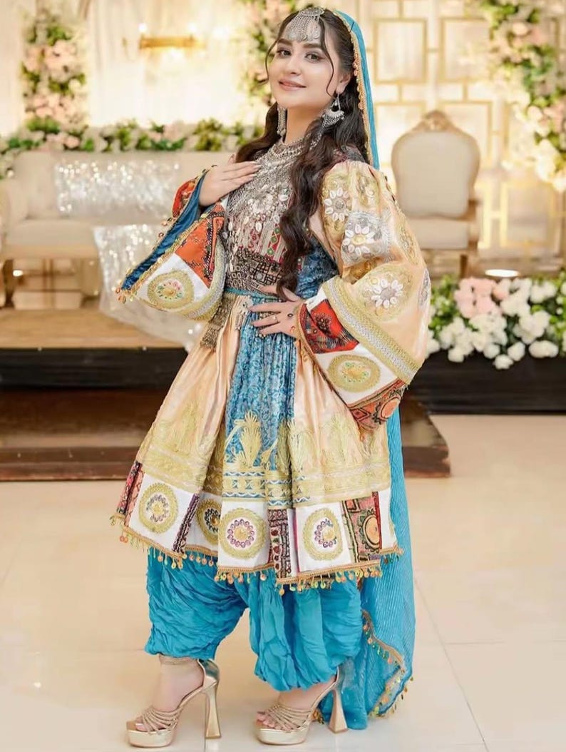 New Arrival Traditional Afghan Kuchi Handmade Tribal Chiffon Dress for Girls Heavy Embroidery Long Sleeves Wedding Dresses
