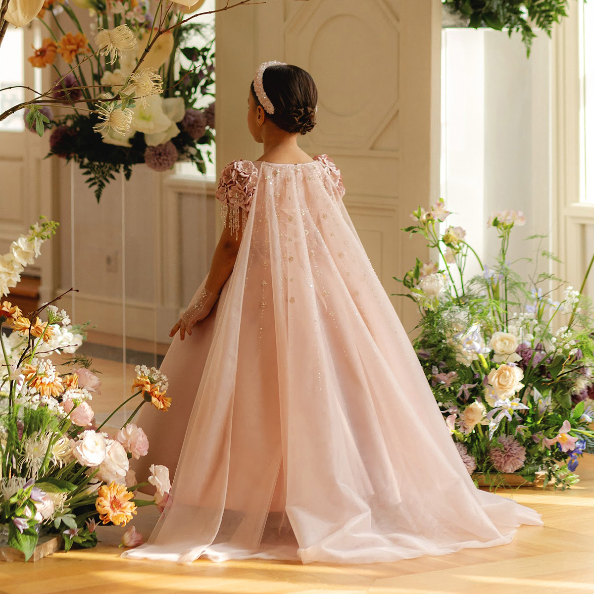 Floral Sleeve Floor-length Cape Decorated Long Dress Fashion And Noble And Elegant Children's Dress Princess Party Dresses