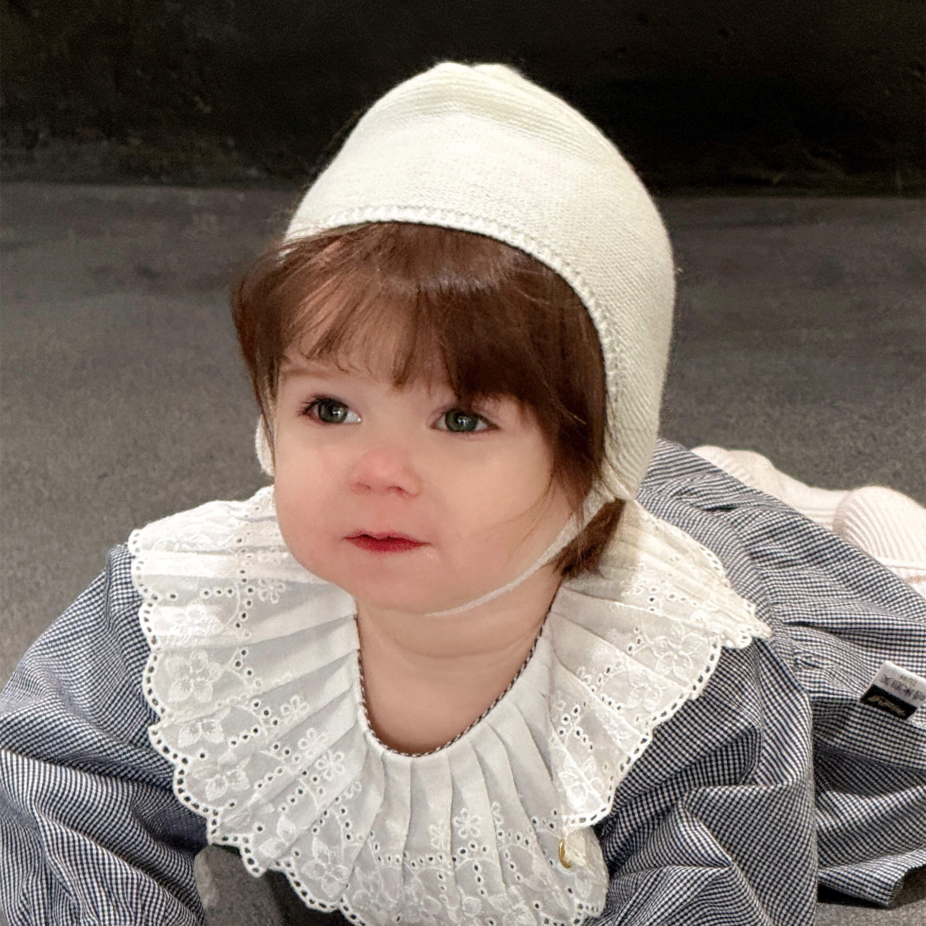 Vintage Plaid Baby Girl Dress With Lace Ruffle Collar Long Sleeve Infant Casual Outfit With Matching Knit BonnetToddler