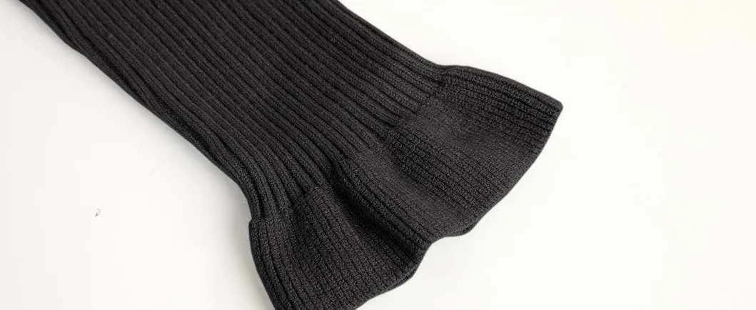 Ruffle cuff