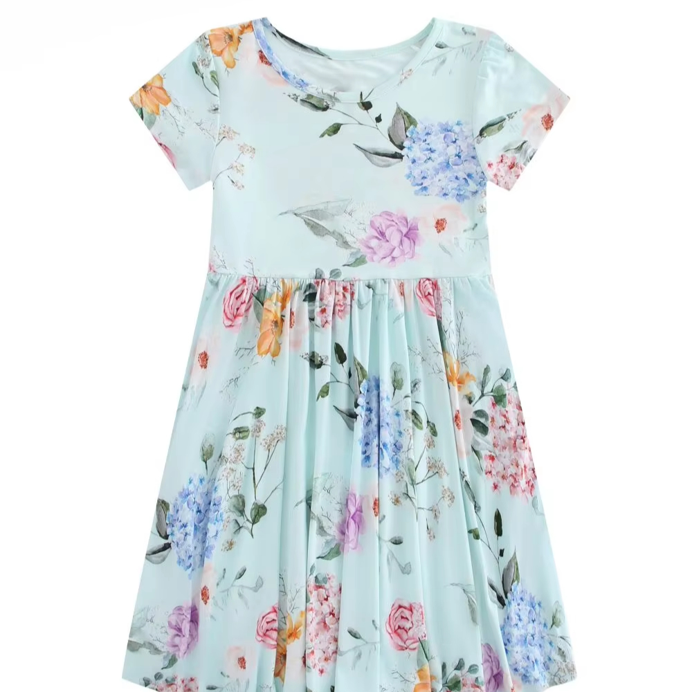 Factory Direct Sale Anti-Wrinkle Washable Flared Sleeves Soft Fabric Fun Twirl Playful Outfits Girls' Twirly Dress