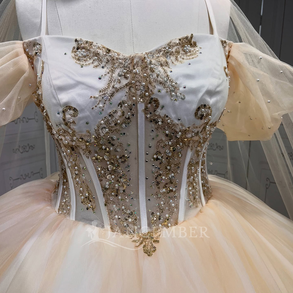 LSMU65 Vintage Champagne Off-Shoulder Lace Beading Appliques Ball Gown Sweetheart Neckline Chapel Train Party Girls Dress Shawl