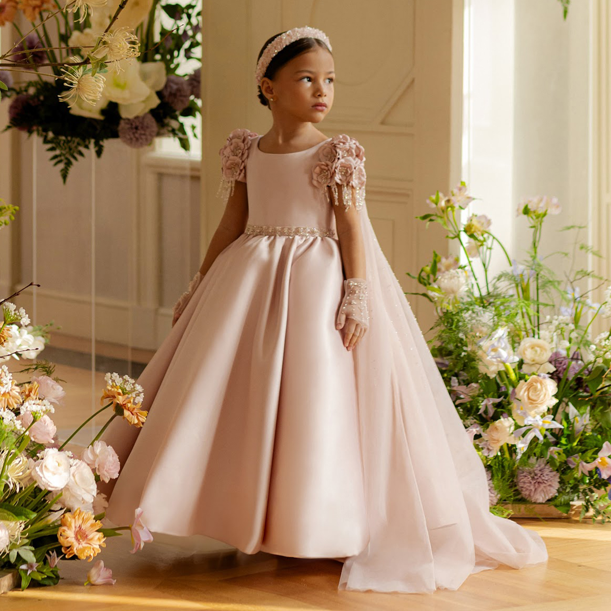Floral Sleeve Floor-length Cape Decorated Long Dress Fashion And Noble And Elegant Children's Dress Princess Party Dresses