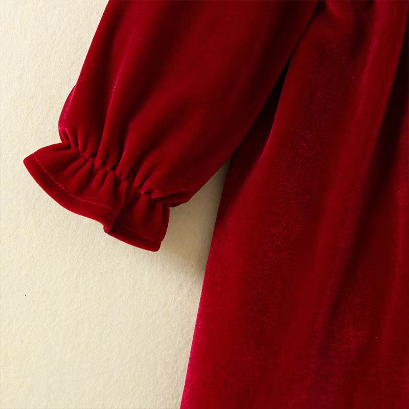 Wholesale Kids Boutique Clothing Toddler Girl Party Dress Winter Red Velvet Girls Smocked Dress Baby Girls Christmas Dress