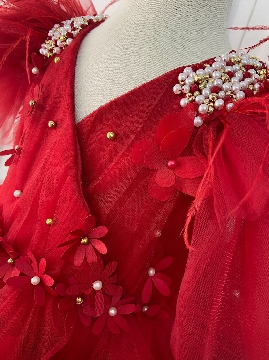Elegant Red Tulle Ball Gown for Girls Luxurious Tiered Ruffle Party Dress with Exquisite Floral Beadwork and Flutter Sleeves