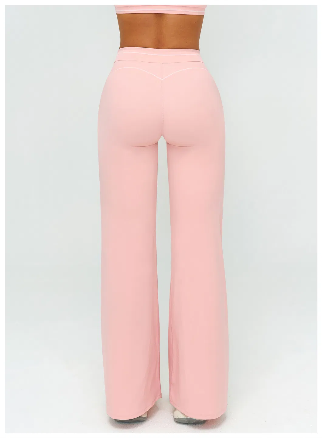 Presentación de pantalones de yoga
