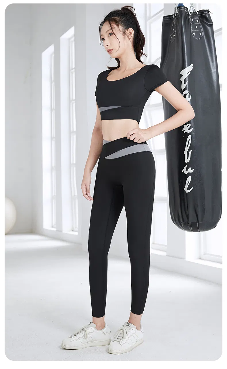 Pantalones de yoga detalle 10