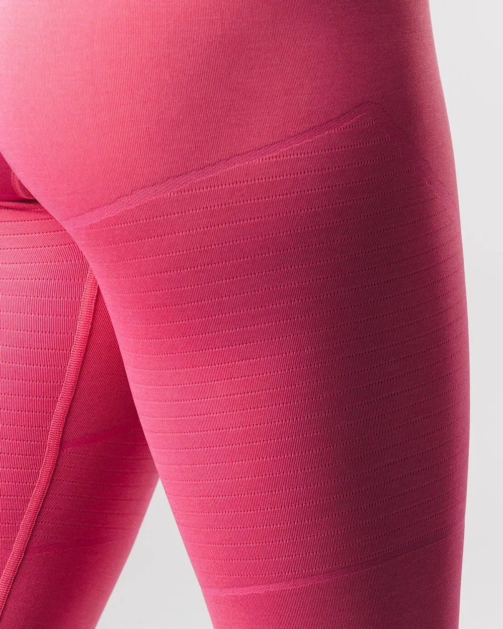 Mallas de running para mujer cortadas con láser al por mayor