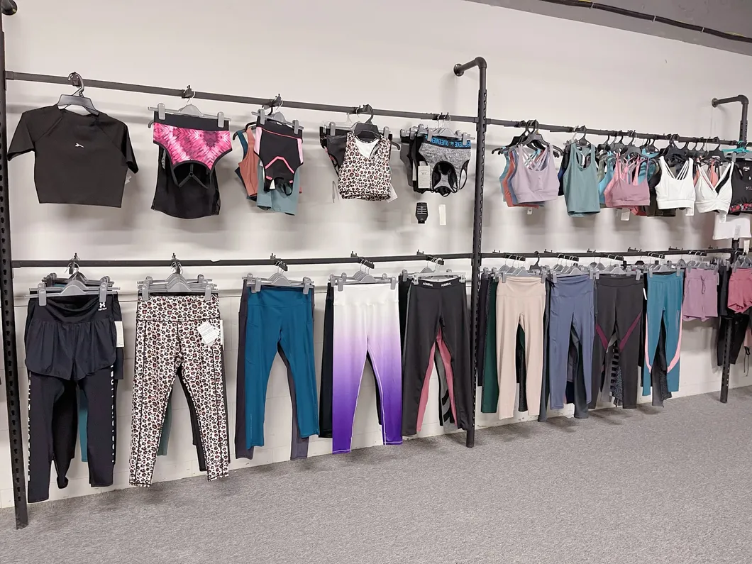 Pantalones deportivos para mujeres, ropa activa para el gimnasio, mallas de entrenamiento con falda