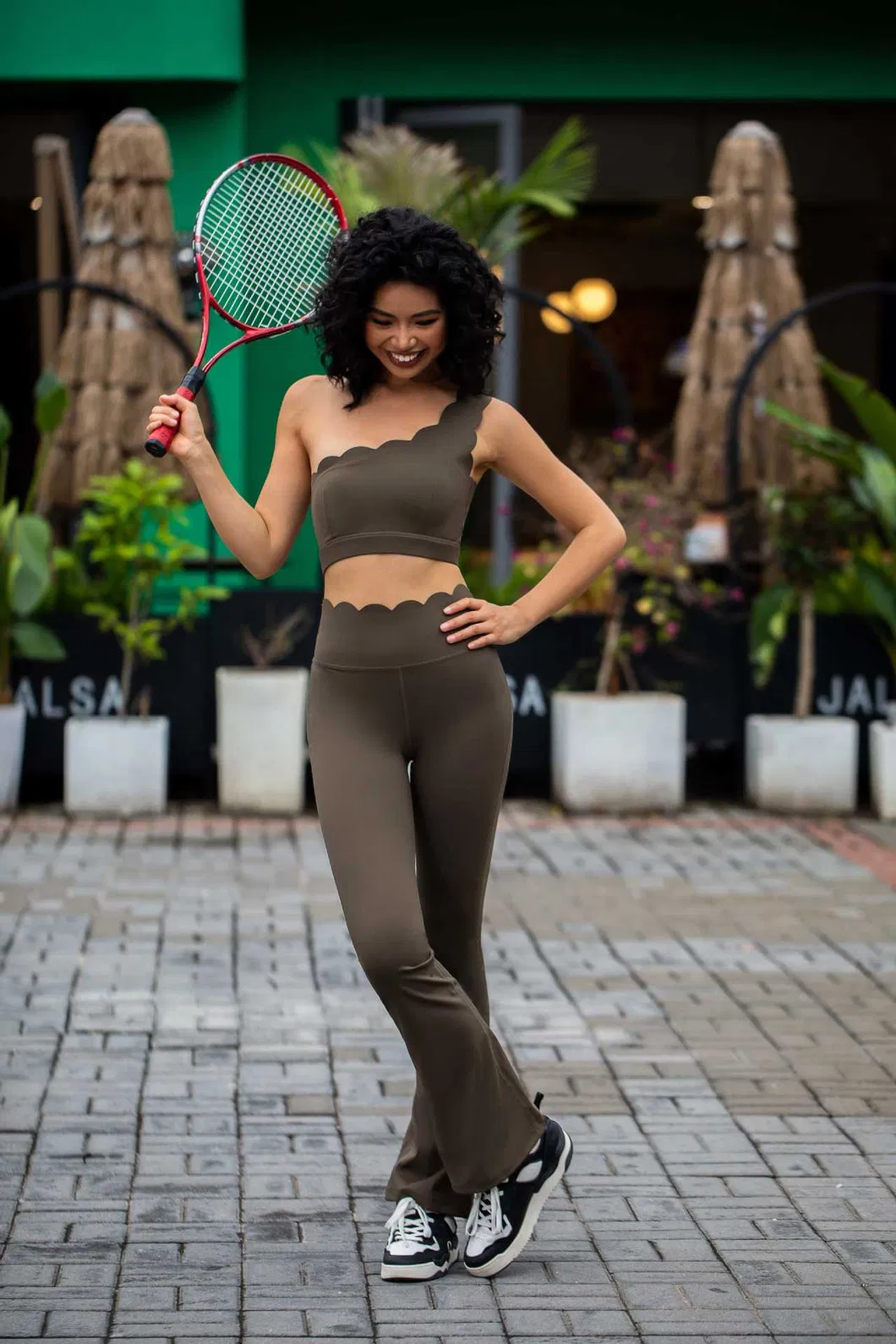 Pantalones de deporte y fitness avanzados de cintura alta y levantamiento de caderas, pantalones de yoga para mujeres, cómodos y transpirables, tipo nube, pantalones acampanados