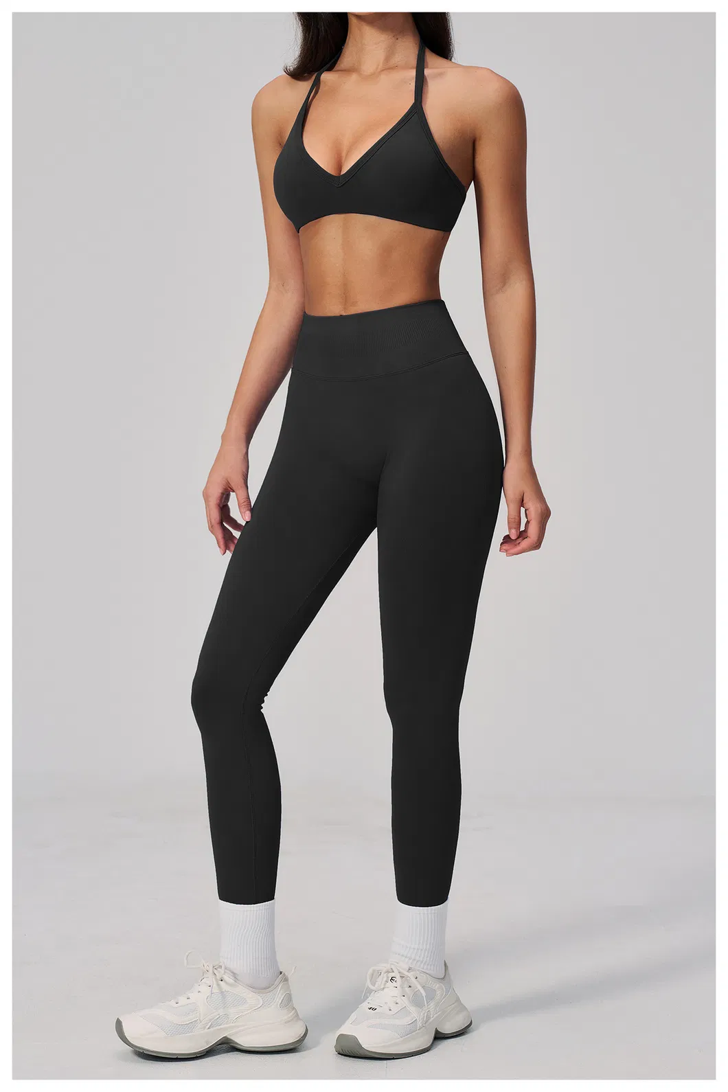 Conjunto de Yoga Sin Costuras al por Mayor 2 con Sujetador Halter de Cuello en V y Leggings de Cintura Alta