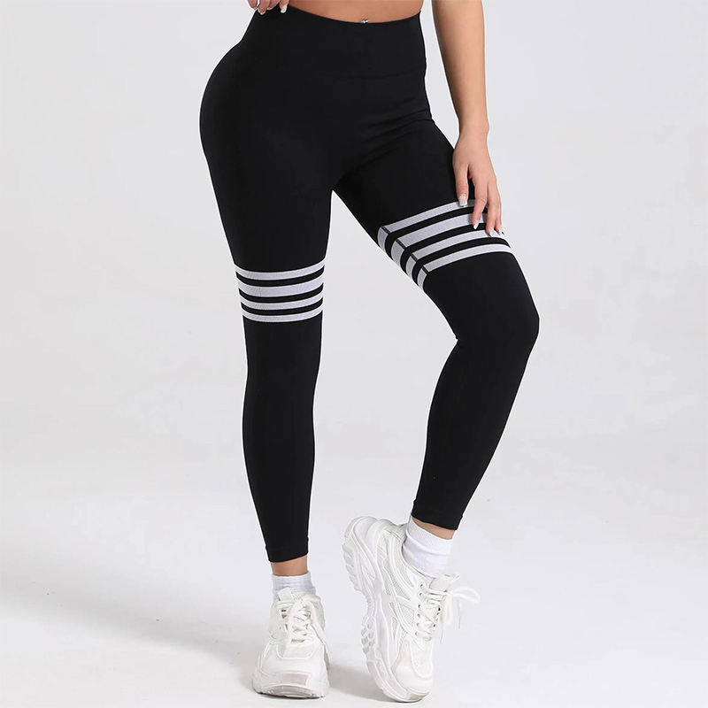 Pantalones deportivos de entrenamiento de yoga sin costuras de alta cintura con scrunch en el trasero y logo personalizado