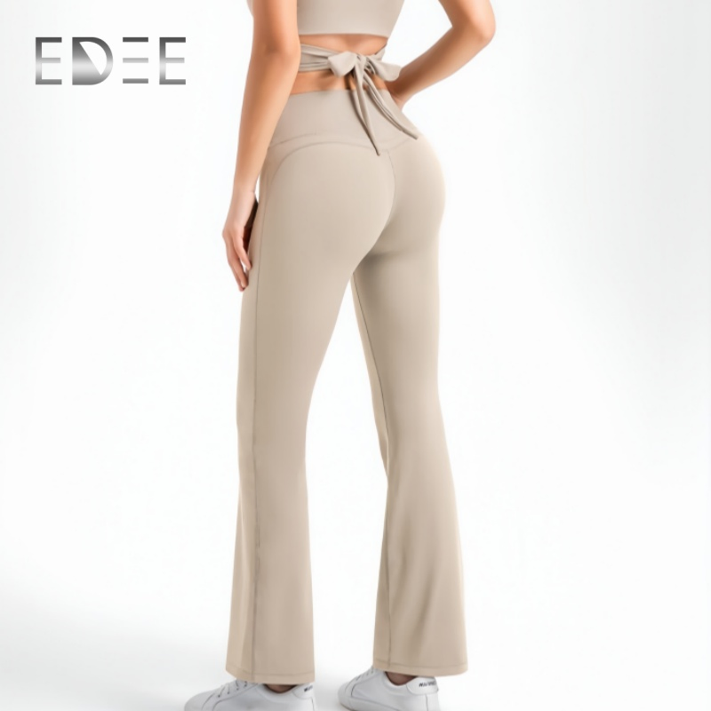Pantalones de yoga rectos altamente elásticos para mujeres en entrenamiento