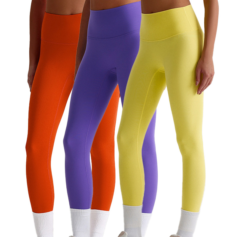 Pantalones de yoga desnudos europeos y americanos para mujeres sin líneas embarazosas, mallas de cintura alta que levantan las caderas, pantalones elásticos de pies pequeños para deportes y fitness