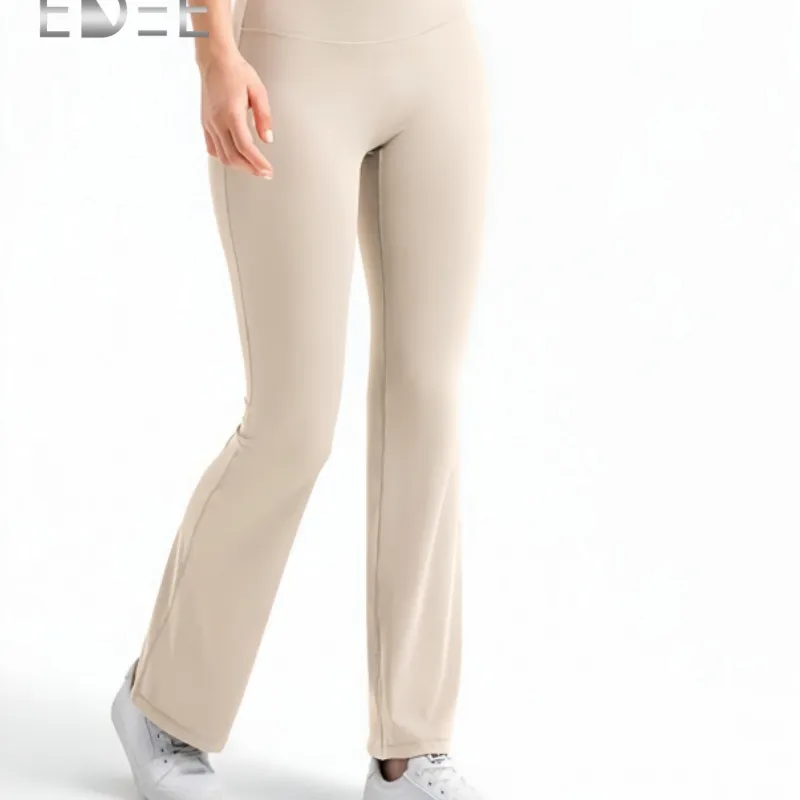 Pantalones de yoga rectos altamente elásticos para mujeres en entrenamiento