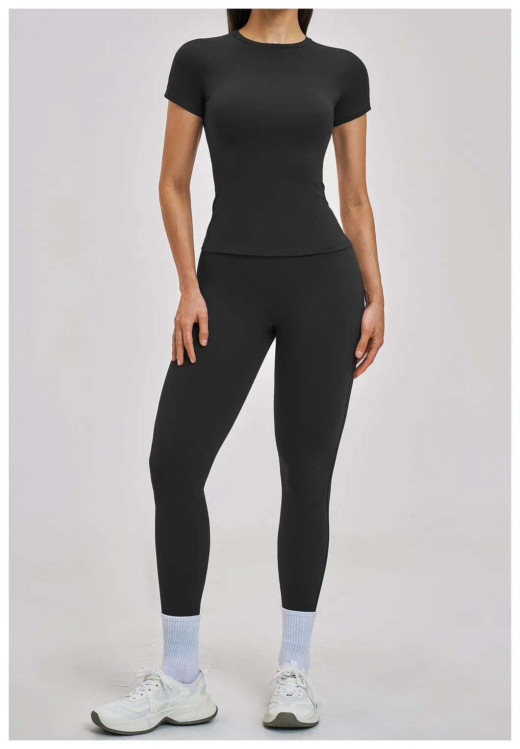 Conjunto de ropa de fitness a la moda que combina ropa de entrenamiento para mujeres, yoga, pilates, correr, tela elástica, diseño que realza el trasero, ropa deportiva asequible
